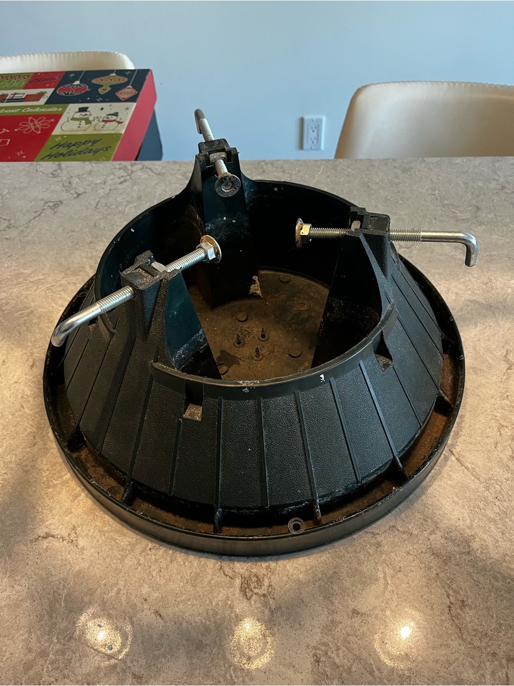 Plastic Christmas Tree Stand with Adjustable Bolts